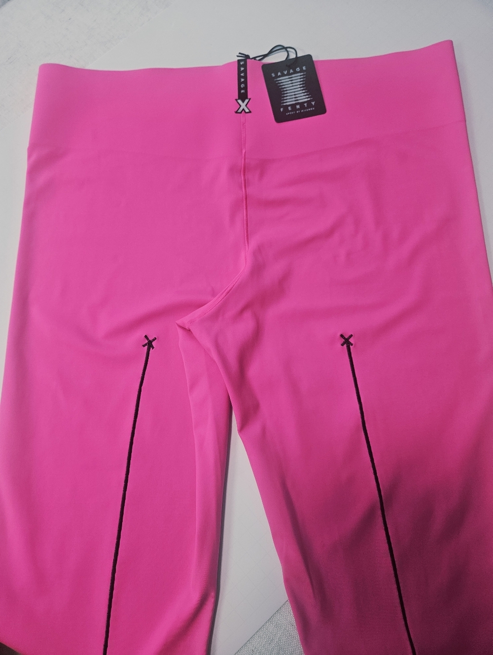 NWT Savage X Fenty Sport by Rihanna Pink Leggings 4X Faux Back Seam Stocking